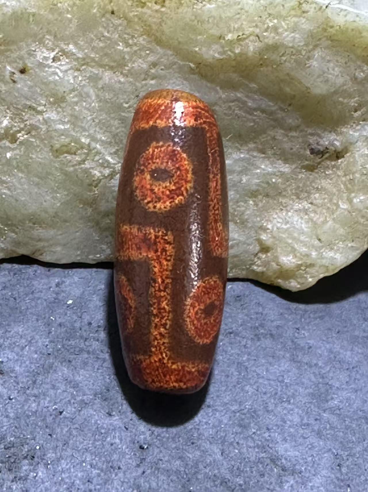 仅此一颗，藏传包浆风化六眼随形天珠一颗，