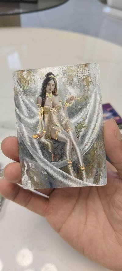 秋原瞳的小店第19期（竹竿击落叶子，红枣掉落下来的砰砰声，那是最美好的记忆之一） - 燎原粗闪特卡杏仙