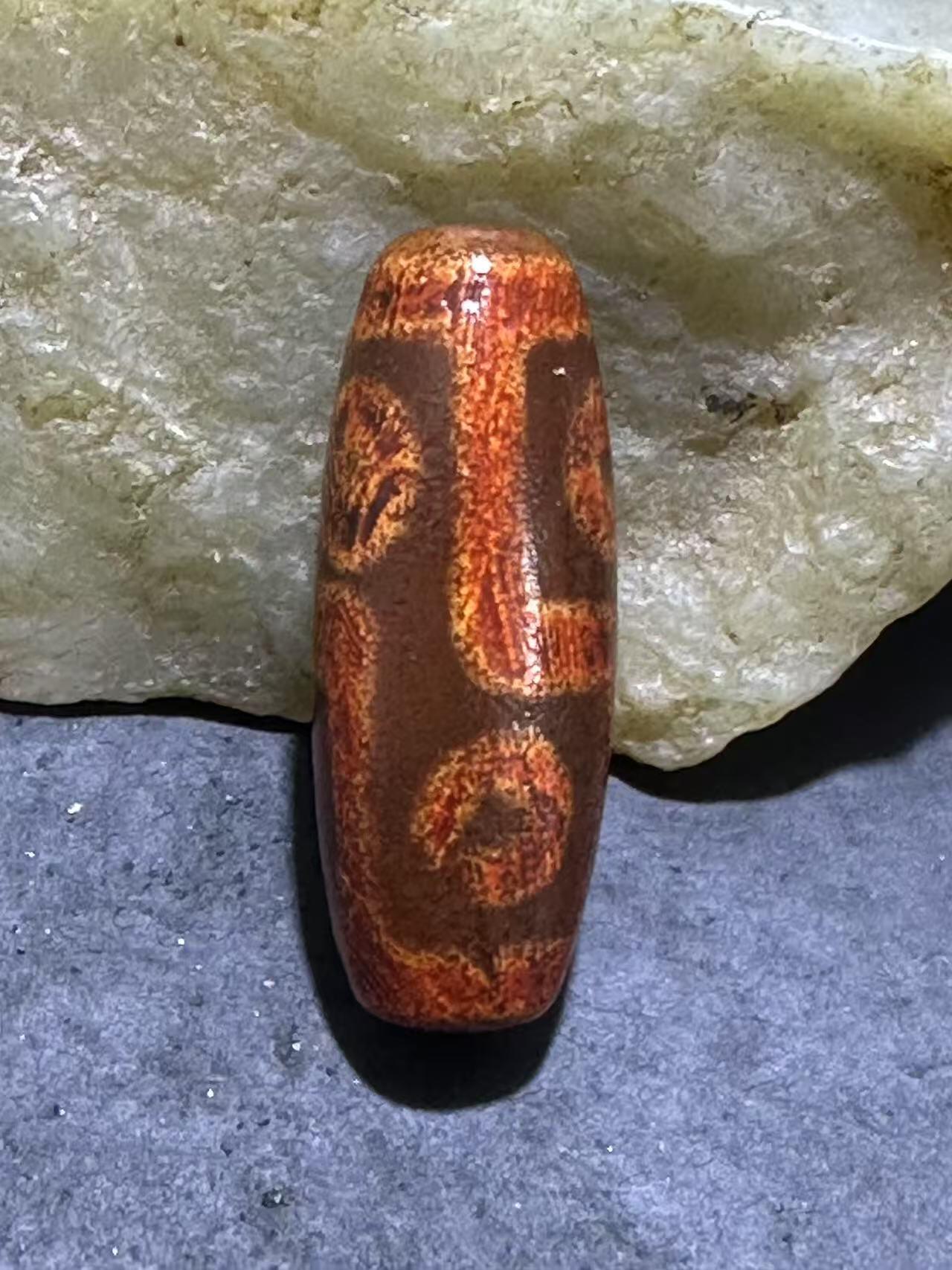 仅此一颗，藏传包浆风化六眼随形天珠一颗，