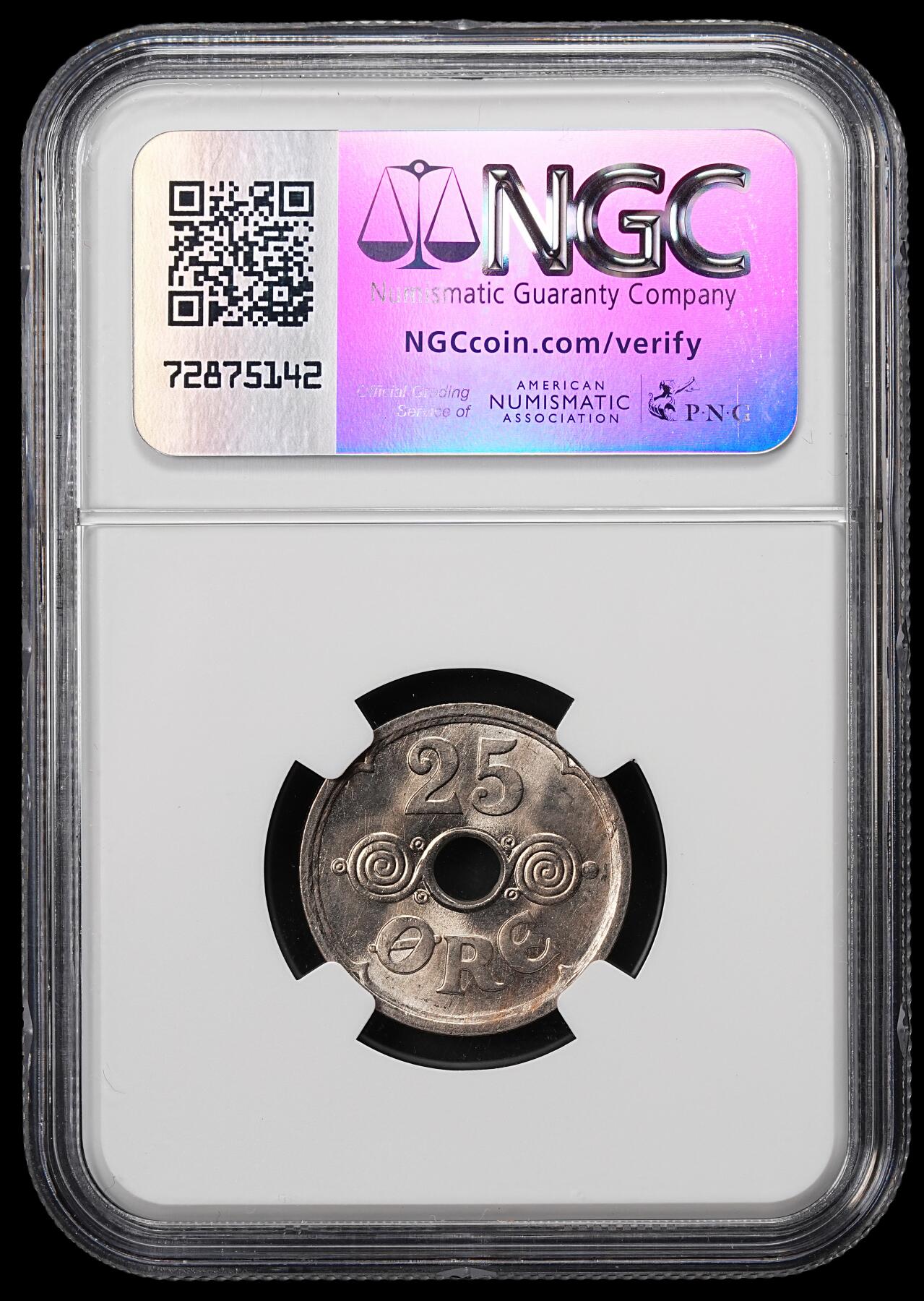 修遠堂世界钱币第八十期 NGC MS65 1947年丹麦中孔25欧尔
