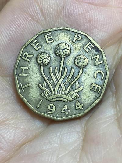 2025年第七十七场(总第一百零三场）外国好品散币(免佣金) - 英国🇬🇧1944年3便士(乔治六世黄铜材质第一版，印度皇帝版)