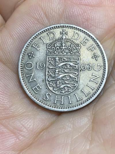 2025年第七十七场(总第一百零三场）外国好品散币(免佣金) - 英国🇬🇧1963年1先令(伊丽莎白二世青年桂冠第二版，英格兰盾徽)