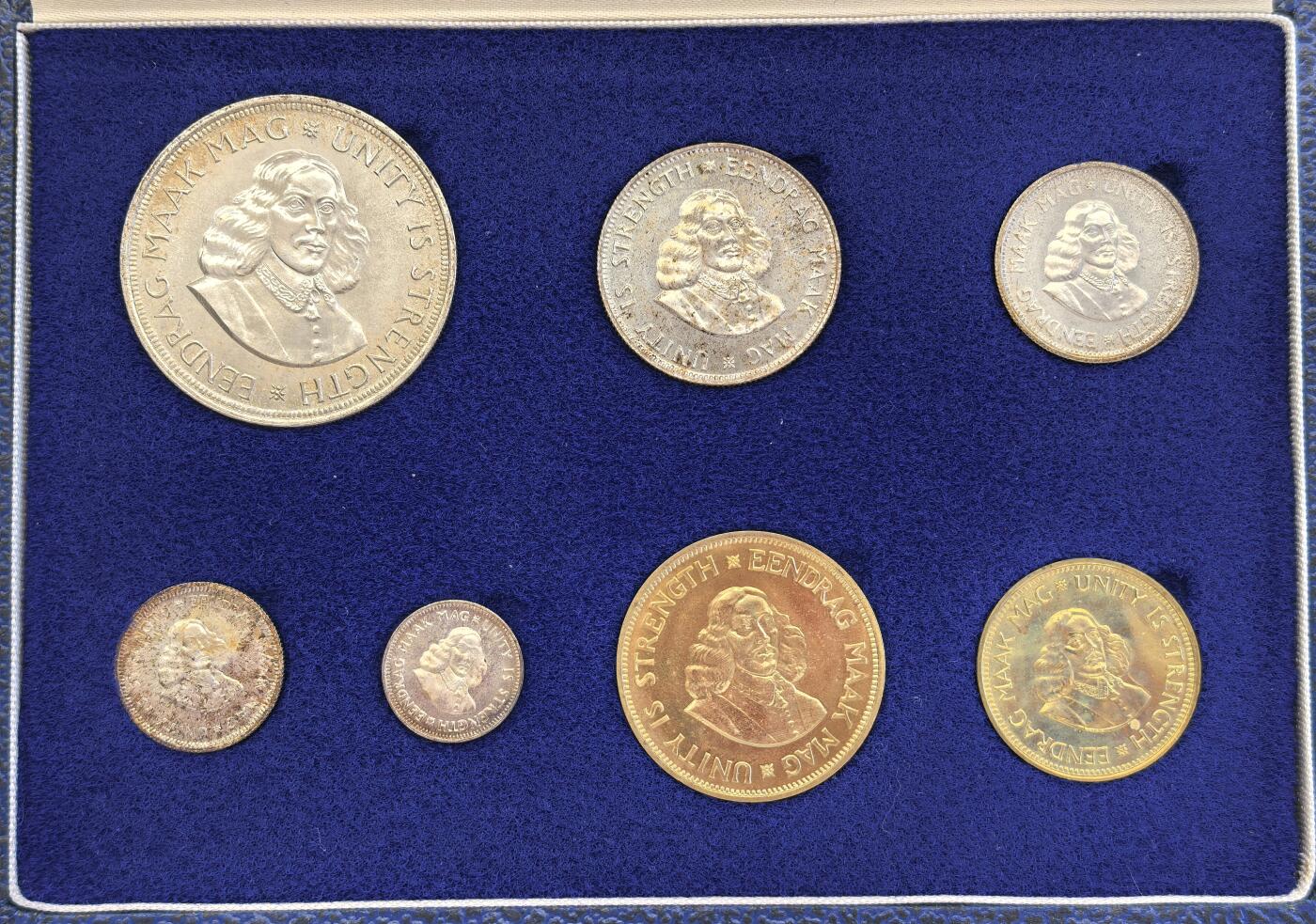 博洋堂世界钱币拍卖第134期（全场包邮） 南非1964年proof set 50分-1/2分 5银2黄铜 绒布淡彩 品相极佳