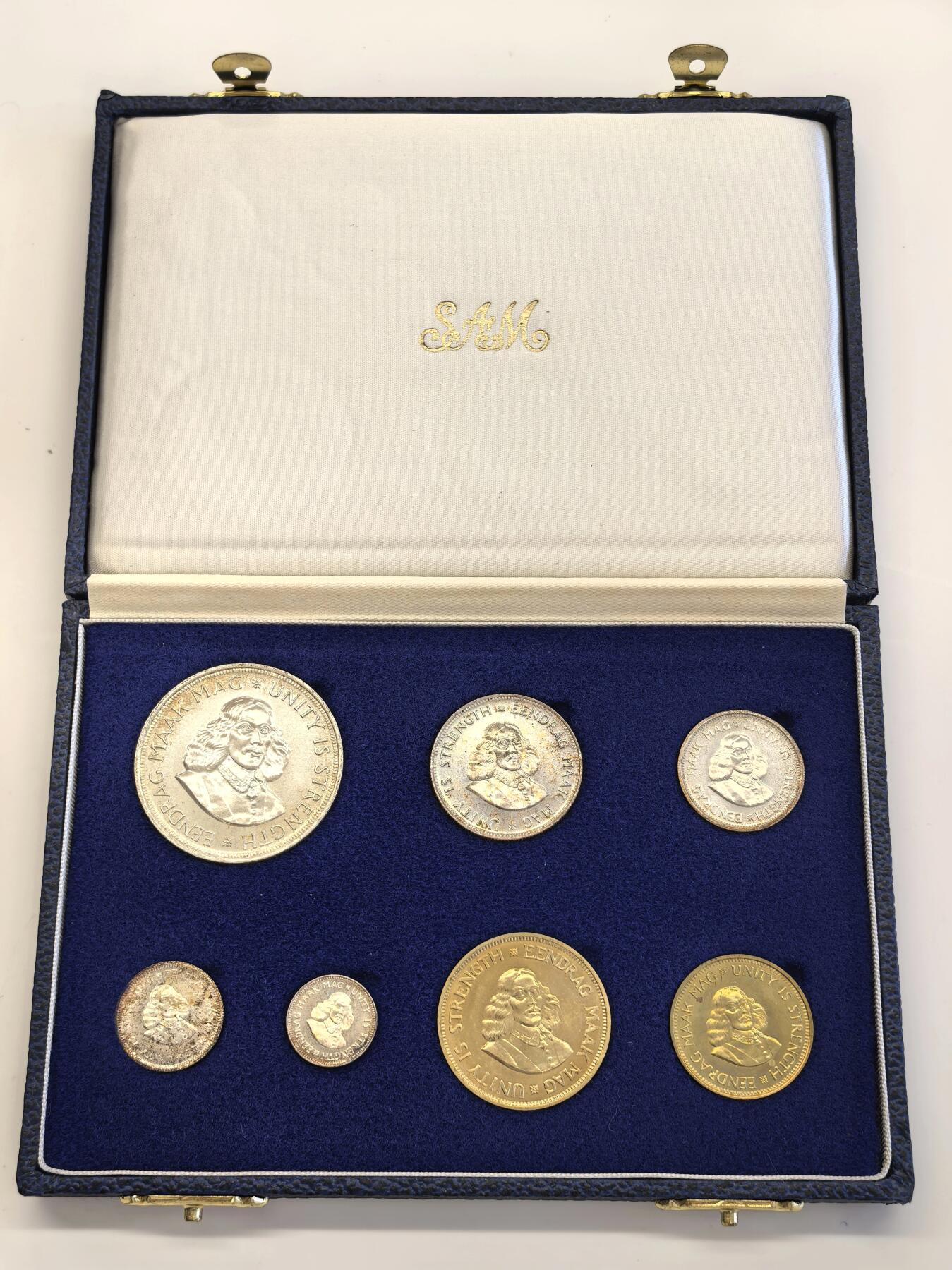 博洋堂世界钱币拍卖第134期（全场包邮） 南非1964年proof set 50分-1/2分 5银2黄铜 绒布淡彩 品相极佳