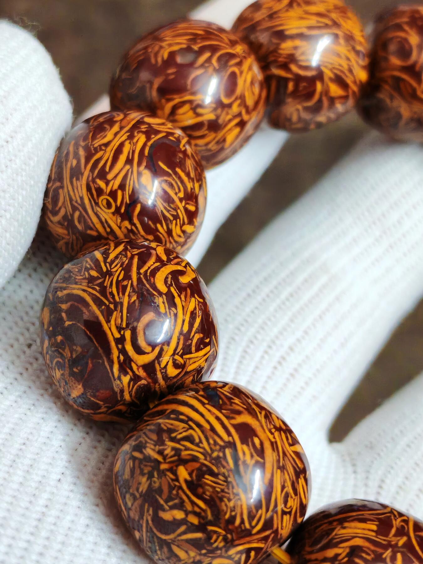 精品画面石金黄草花化石老型手串(23066)尺寸18mm13颗119克