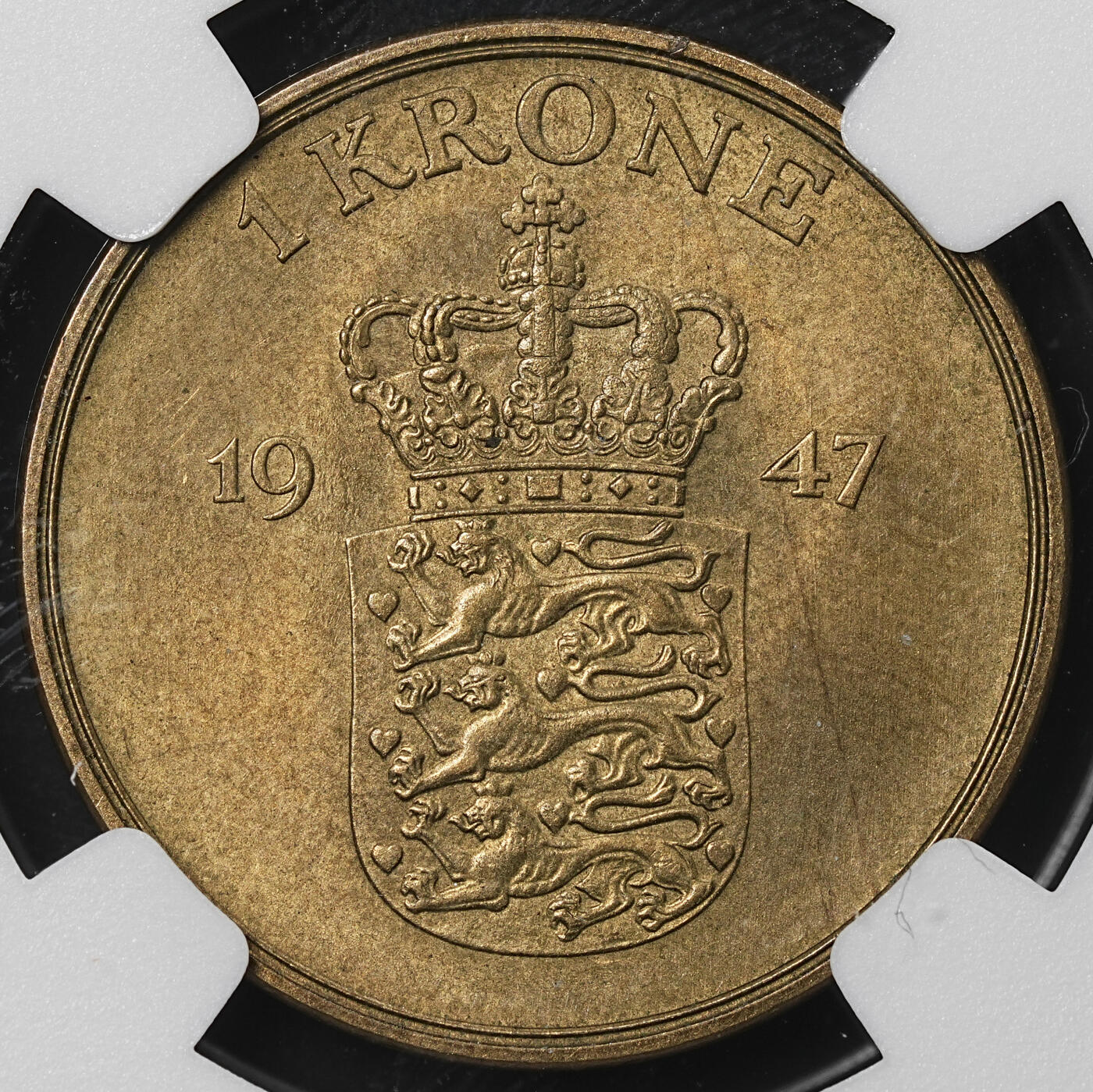 修遠堂世界钱币第八十期 NGC评级 1947年丹麦克朗两枚 国王更迭