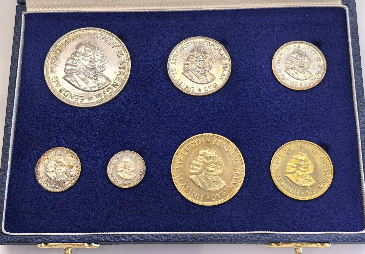 博洋堂世界钱币拍卖第134期（全场包邮） 南非1964年proof set 50分-1/2分 5银2黄铜 绒布淡彩 品相极佳