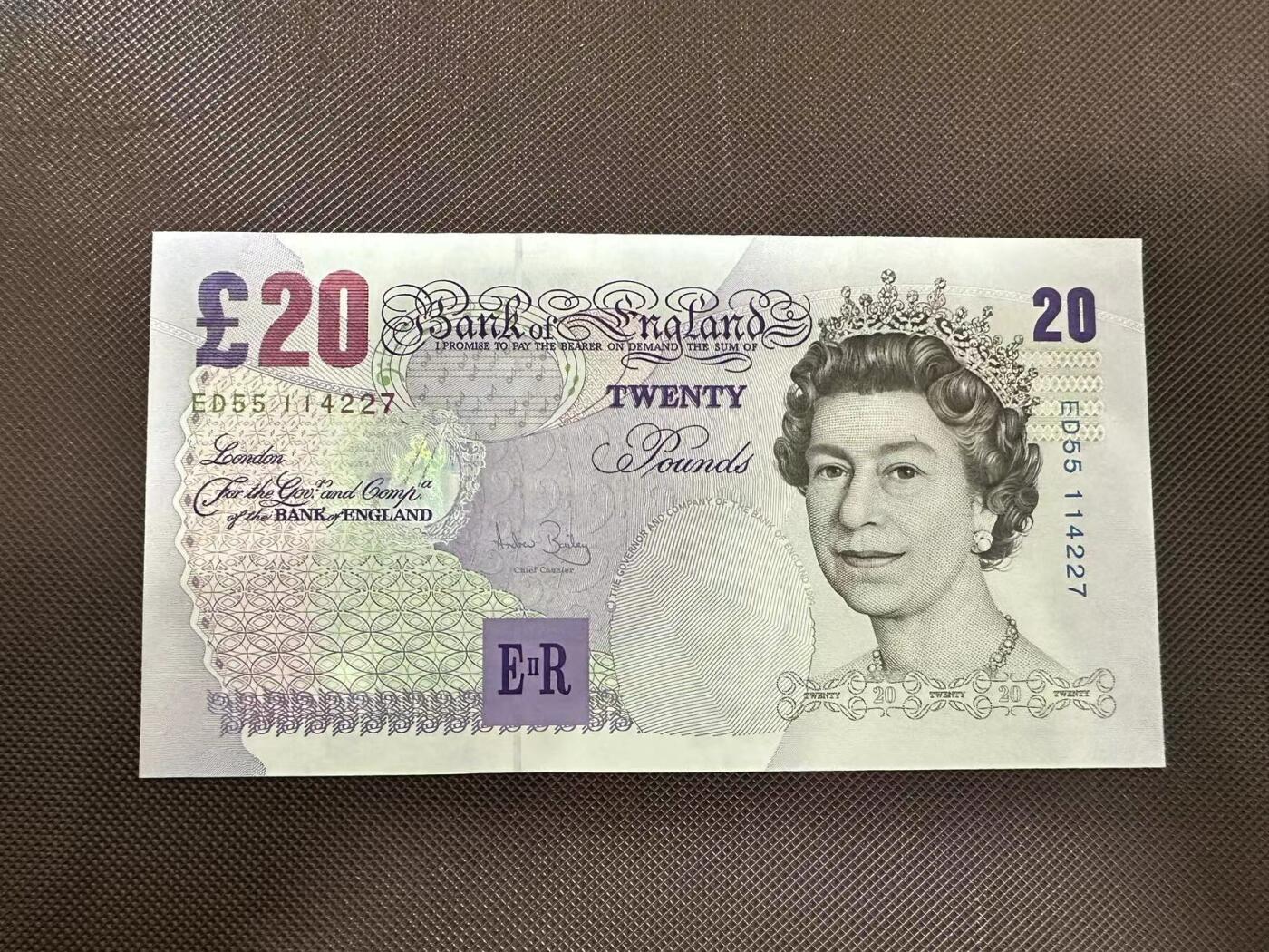 喜羊羊钱币收藏2025第8期(普品场) 英国2004年20镑unc