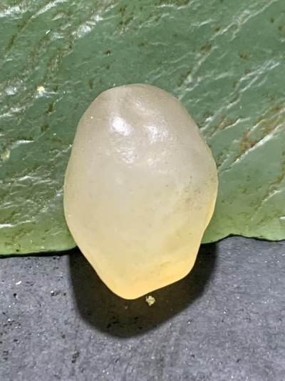 放福利！精美天然阿拉善白玛瑙原石戒面一颗 - 放福利！精美天然阿拉善白玛瑙原石戒面一颗