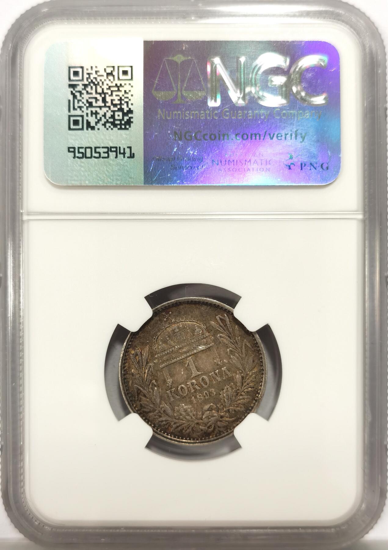 博洋堂世界钱币拍卖第134期（全场包邮） NGC AU55 1893奥匈帝国匈牙利1克朗银币，非常惊艳的彩虹包浆，自然光下也可看到，底板很好带光