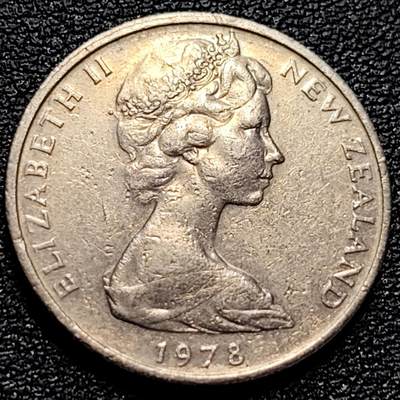 泉币菌-第77场-散币乐园场 1978年 英属新西兰 10分硬币 毛利人面具 伊丽莎白二世 女王24mm