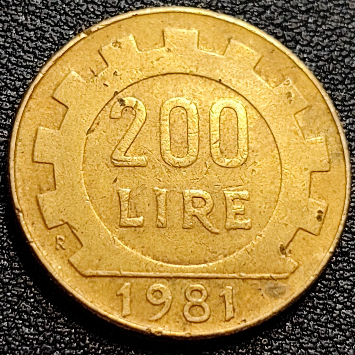 泉币菌-第77场-散币乐园场 意大利1981年200里拉 丰收女神 齿轮 铝青铜币 外国硬币 24mm 