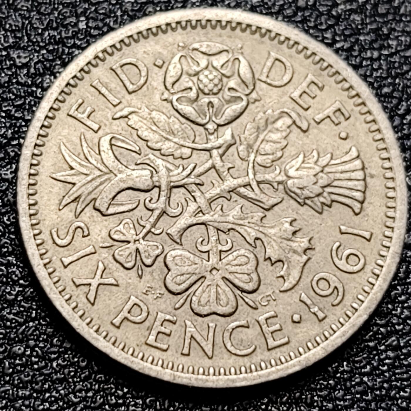 泉币菌-第77场-散币乐园场 1961年 英国6便士硬币 爱情幸运币 19.3mm  