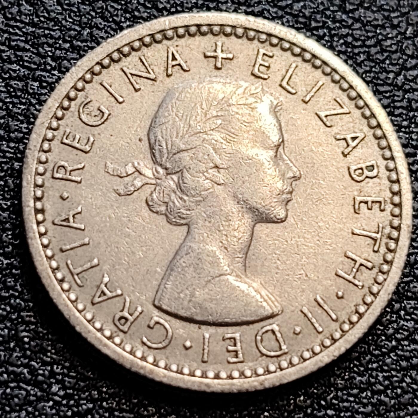 泉币菌-第76场-各国散币场 1960年 英国6便士硬币 爱情幸运币 19.3mm