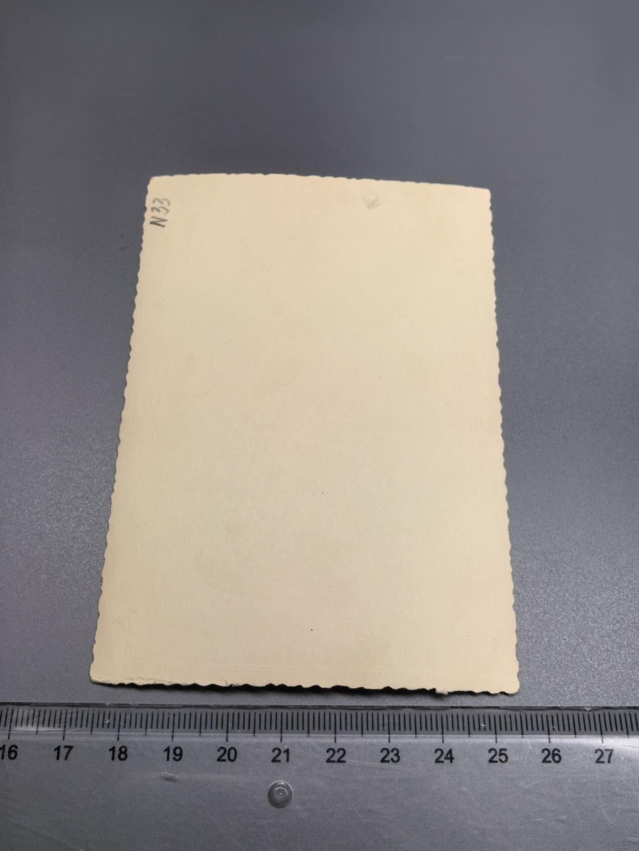 小驴勋章奖章收藏8月9日星期六晚18点拍卖（有偿代拍送拍规则在简介最后，店主微信码在最后一拍品，参拍须阅读规则后再参拍，关系到运费包装发货时效真假辨别等关键信息，送拍规则在介绍最后面） 德三老照片，官员节日聚会题材