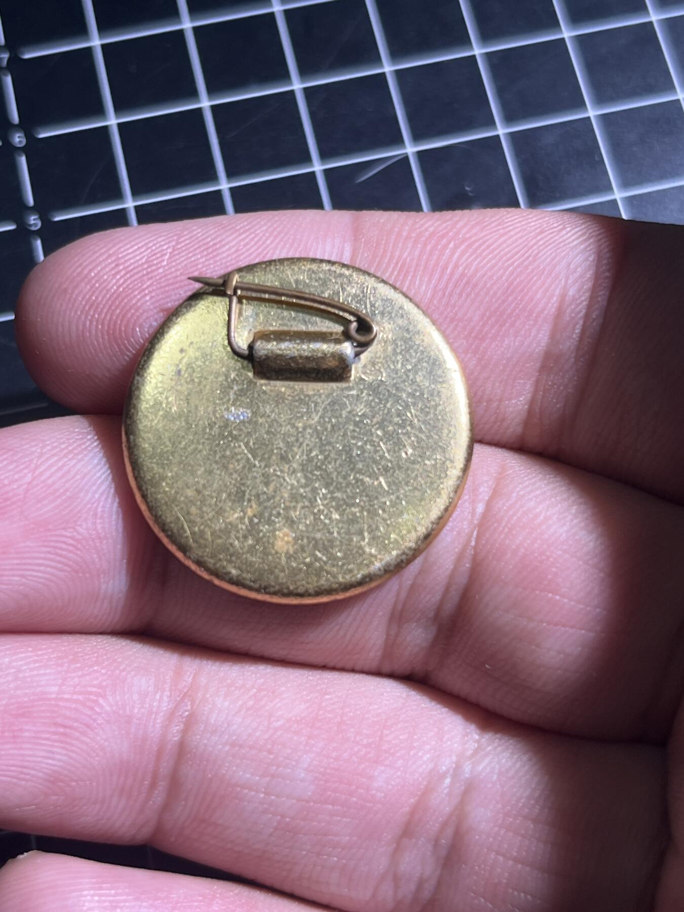 古冰库章牌勋赏收藏第40场拍卖 渐变毛章