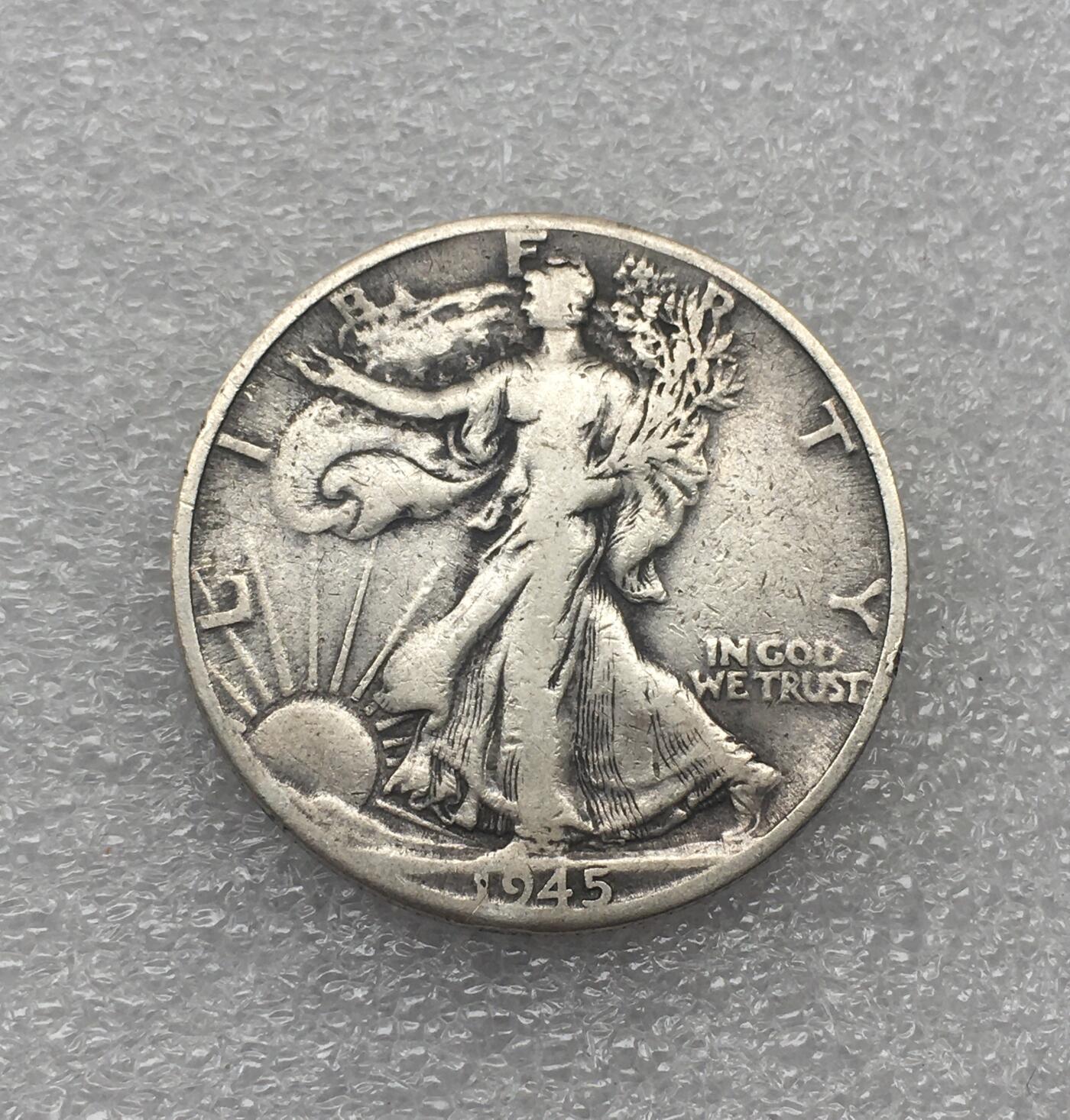 世界钱币专场拍卖 1945年美国行走女神半美元流通银币 12.5克 90%银