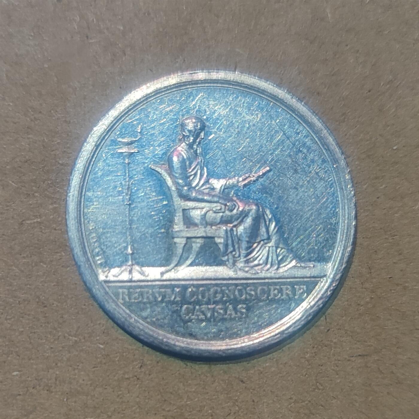 08月12日 🌏地球币章 珍品： 1807年 德国 巴伐利亚科学院 马克西米利安·约瑟夫一世银质奖章 约27.6mm  7.3g