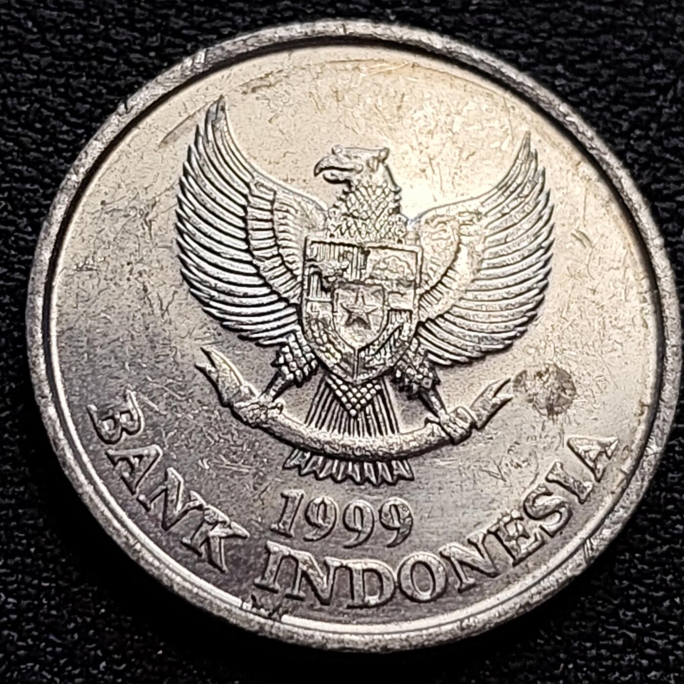 泉币菌-第75场-各国散币场 印度尼西亚100卢比铝币 凤头鹦鹉 23mm