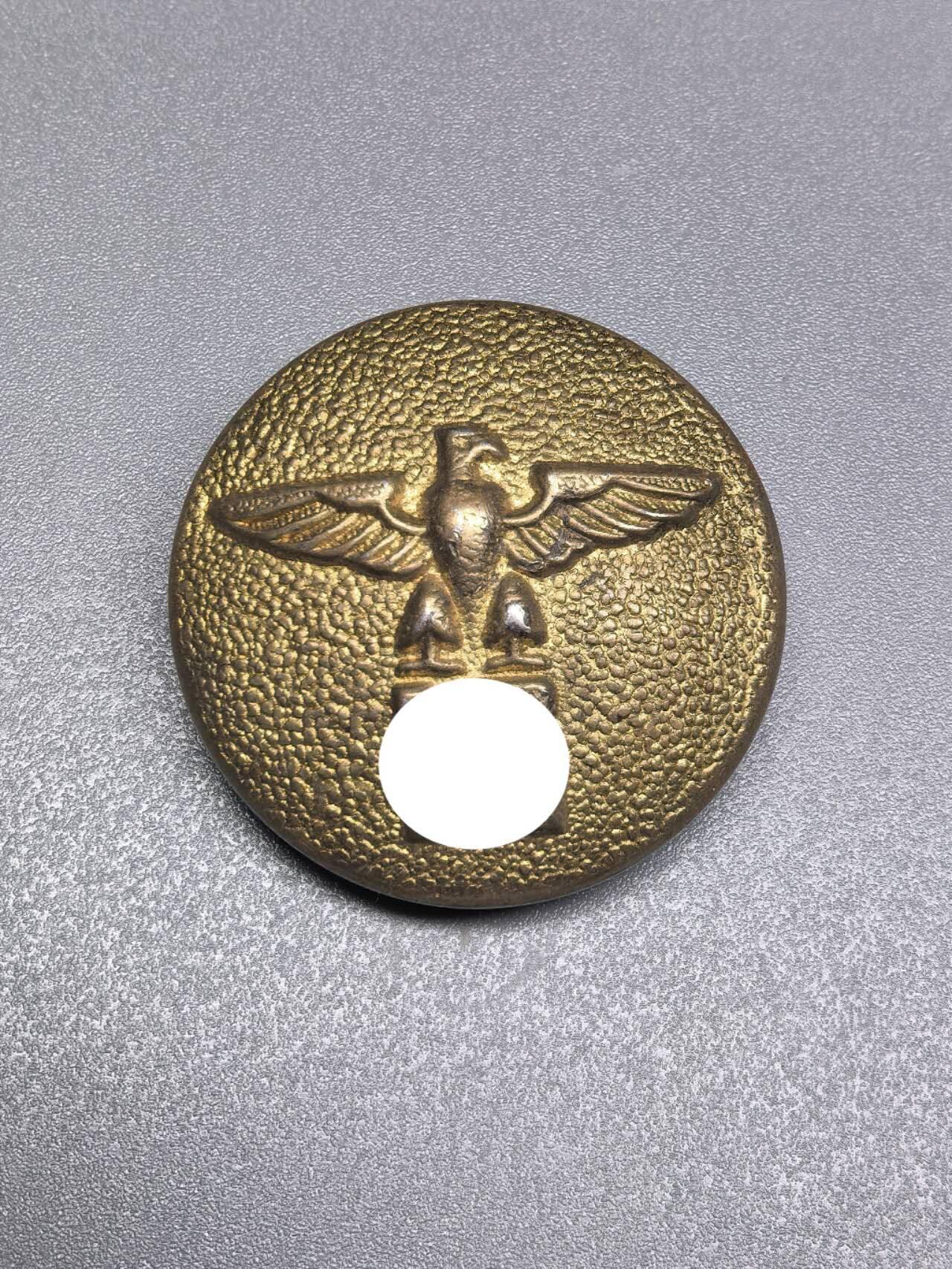 小驴勋章奖章收藏8月9日星期六晚18点拍卖（有偿代拍送拍规则在简介最后，店主微信码在最后一拍品，参拍须阅读规则后再参拍，关系到运费包装发货时效真假辨别等关键信息，送拍规则在介绍最后面）