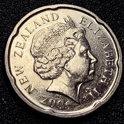 泉币菌-第77场-散币乐园场 原光极美 英属新西兰 20分硬币小版 毛利人图腾 生殖崇拜 伊丽莎白二世女王 21.7mm