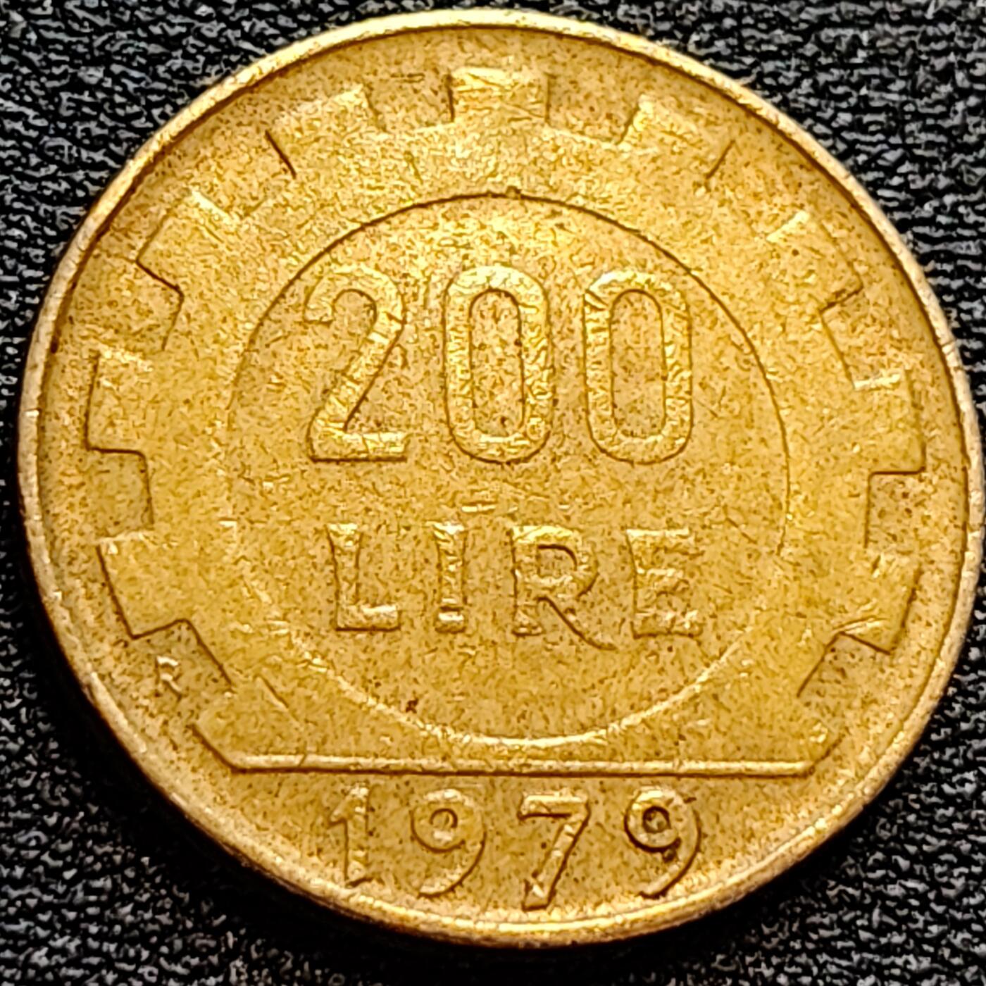泉币菌-第78场-散币乐园场 意大利1979年200里拉 丰收女神 齿轮 铝青铜币 外国硬币 24mm 