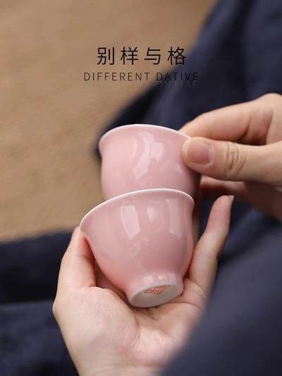 杂件，处理 - 一个茶杯。一个哈。