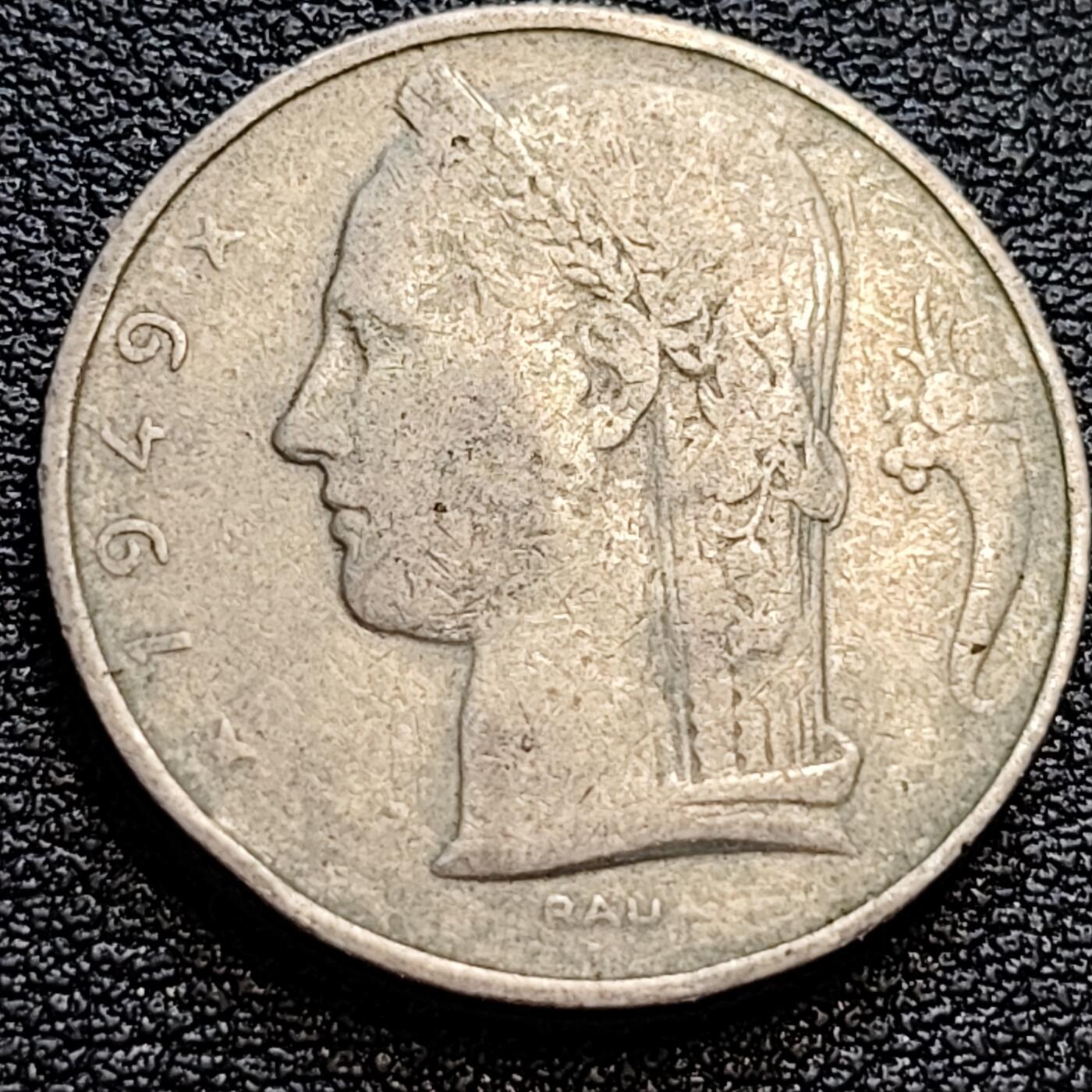 泉币菌-第76场-各国散币场 比利时1949年5法郎铜镍币（佛兰芒文版BELGIË），谷物女神，24mm