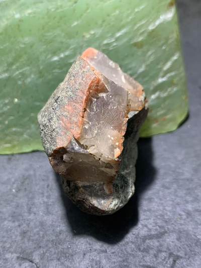 精美原皮荔枝冻飘柿子红大开窗料南红玛瑙原石一颗， - 精美原皮荔枝冻飘柿子红大开窗料南红玛瑙原石一颗，