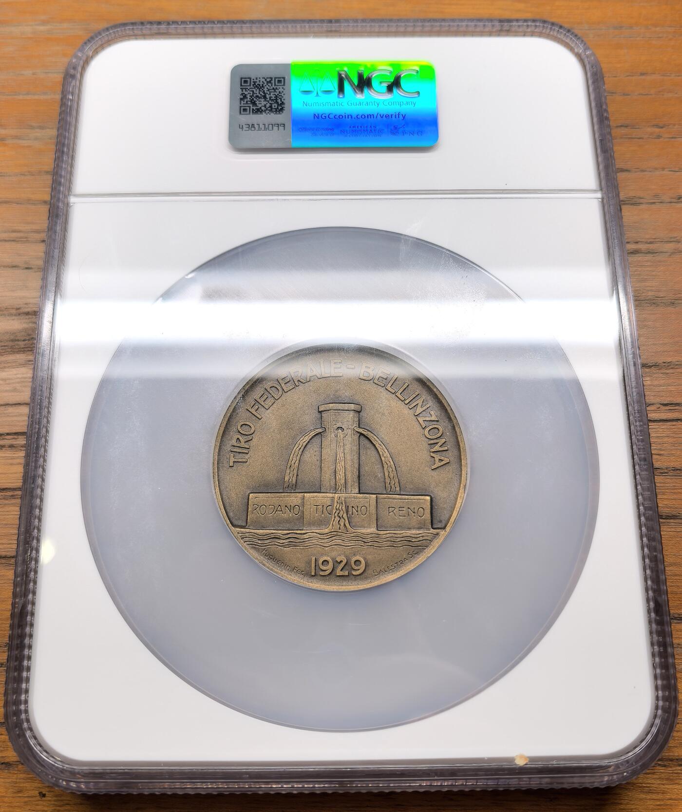 凡希社世界钱币微拍第三百零九期 1929瑞士提契诺州贝林佐纳射击节纪念铜章NGC-MS64，art-deco艺术性极佳。