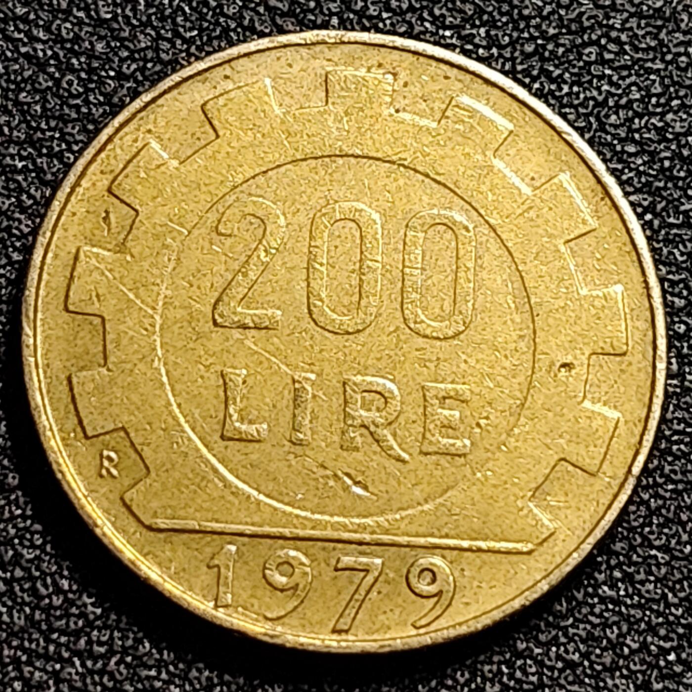 泉币菌-第80场-散币乐园场 意大利1979年200里拉 丰收女神 齿轮 铝青铜币 外国硬币 24mm 