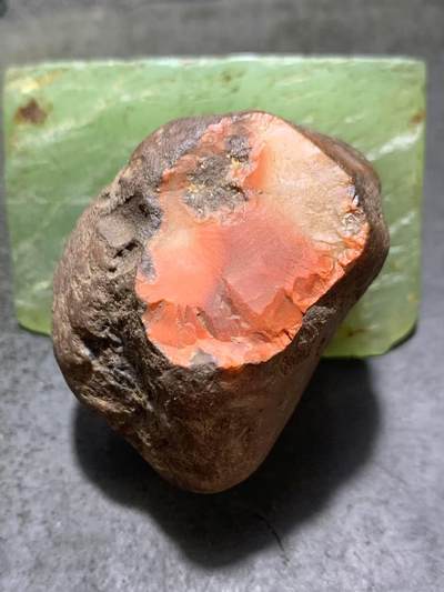 精美铁皮开窗料柿子红荔枝冻南红玛瑙原石一颗 - 精美铁皮开窗料柿子红荔枝冻南红玛瑙原石一颗