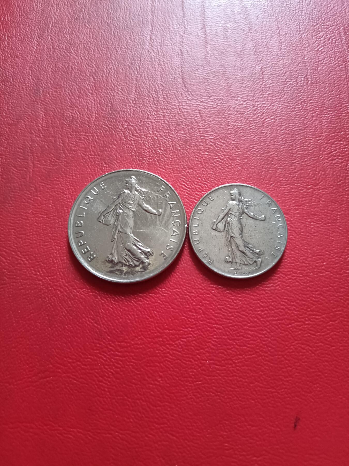 【云涧收藏】第五十二场 法国1974年鸟标1、5法朗2枚