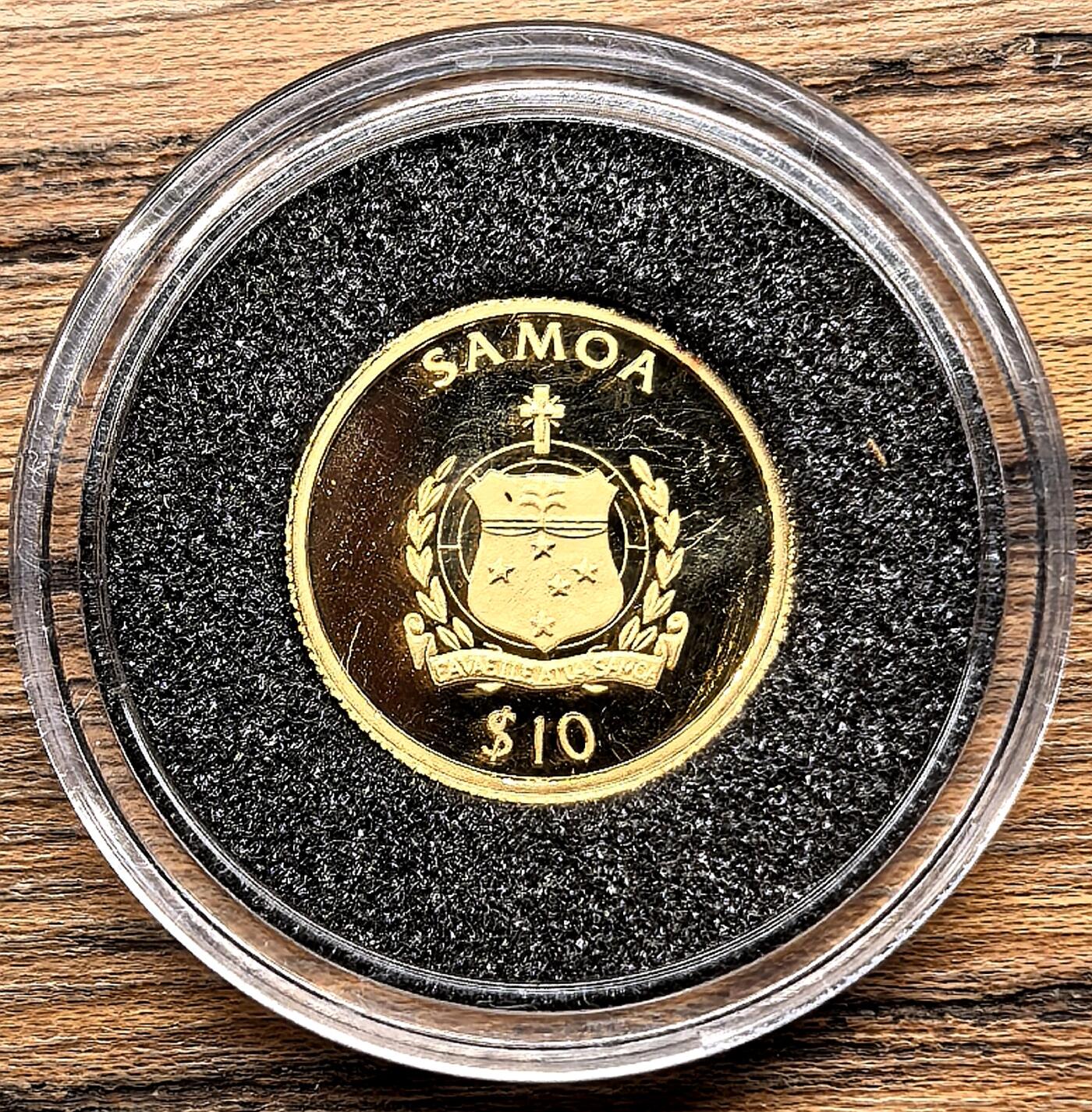 凡希社世界钱币微拍第三百零九期 2006萨摩亚FIFA世界杯足球赛10元小金币全品，1.26g，999金