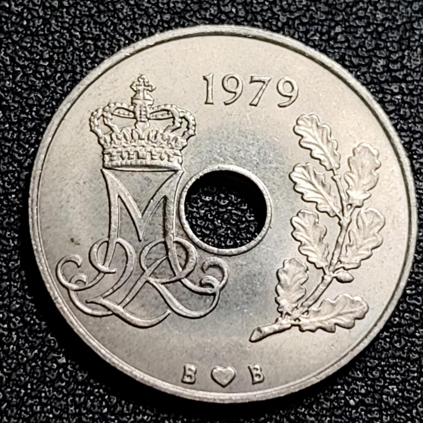 泉币菌-第80场-散币乐园场 原光美品  丹麦1979年25欧尔中孔镍币 玛格丽特二世花押 
