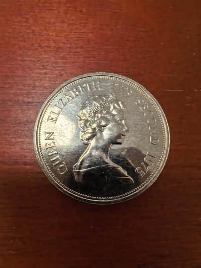 长老汇蛇年精选第三十五场拍卖 1975 毛里求斯蓝色燕尾蝶25卢比镀金银币，25.50克500银