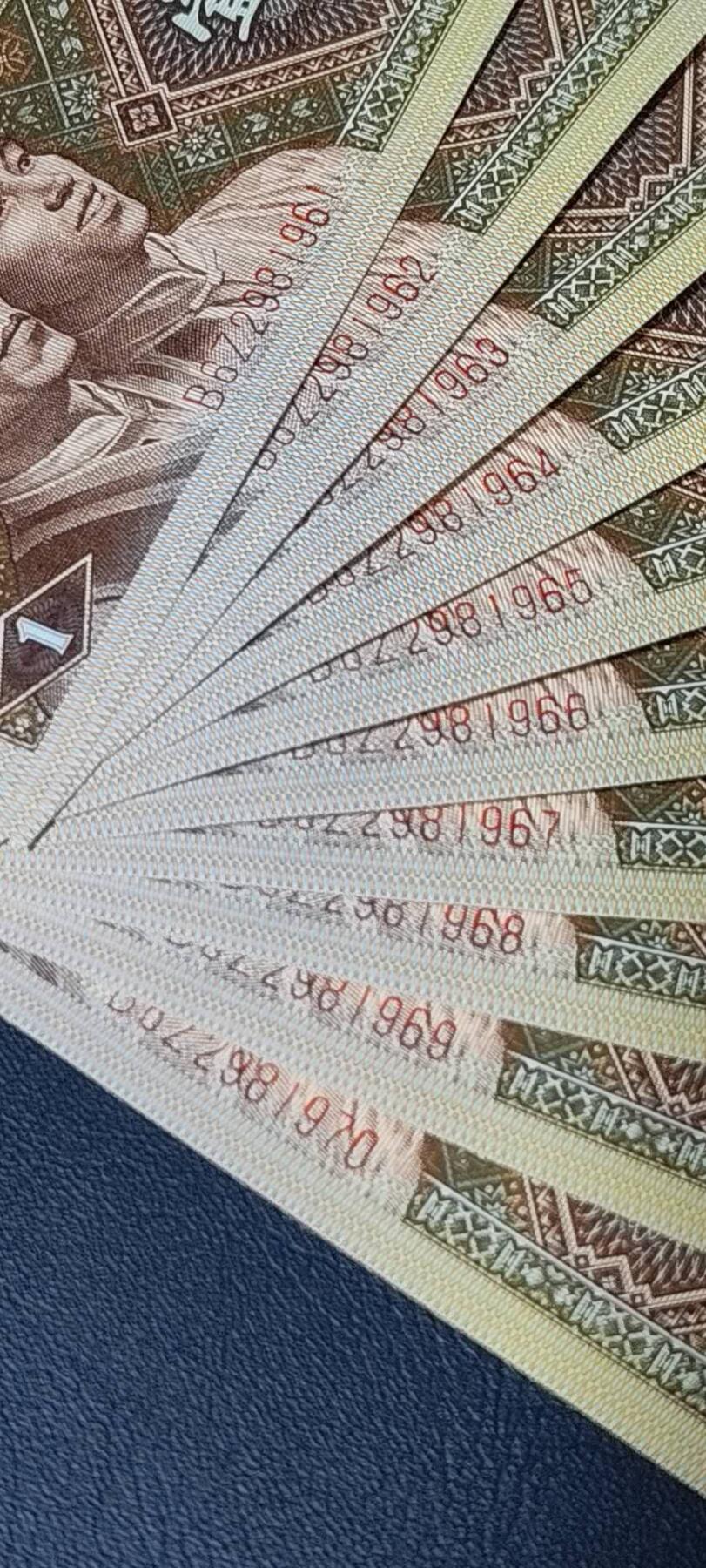 各种钱币拍场，可寄存满二百包邮