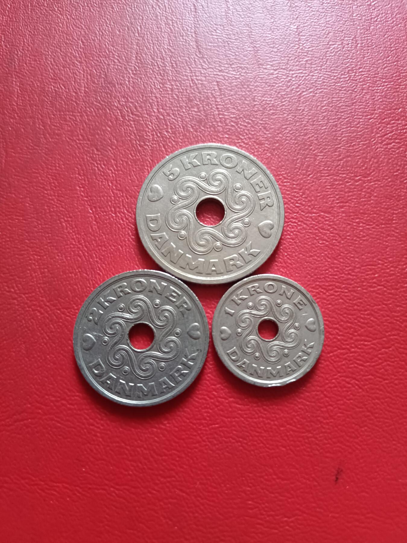 【云涧收藏】第五十二场 丹麦爱心版1、2、5克朗3枚