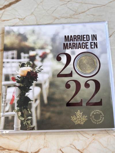 第170期拍卖【长期征集拍品】 - 卡装加拿大2022年婚礼结婚礼品纪念币5枚套装