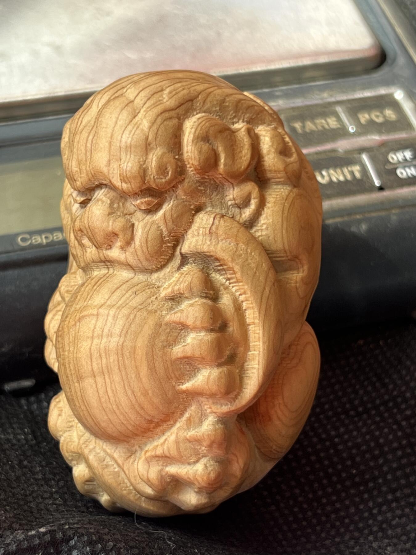 零元拍：崖柏手把件（貔貅），十年前的存货了，油性极大