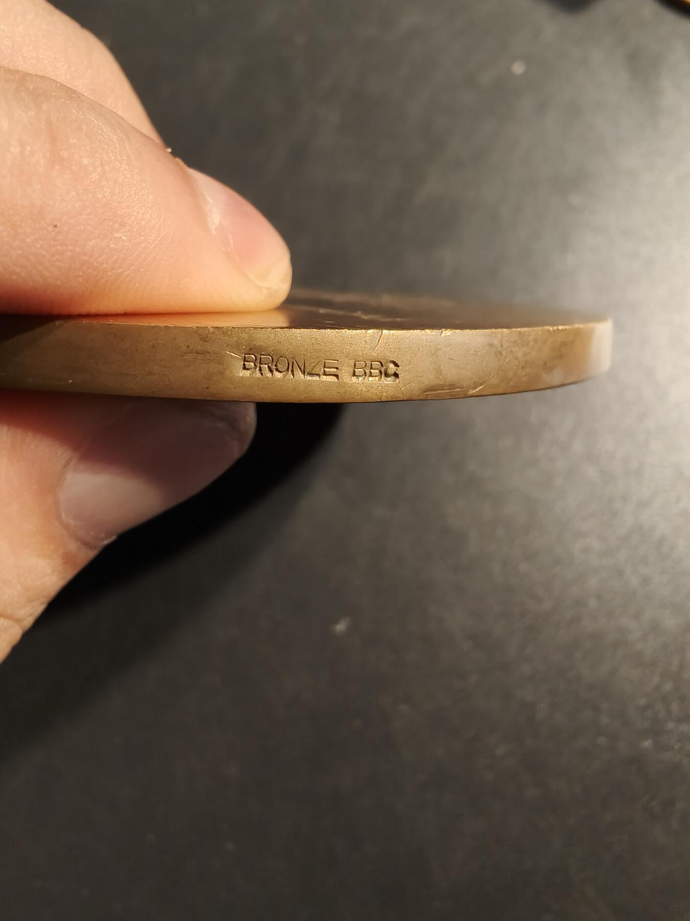 老王徽章第141期