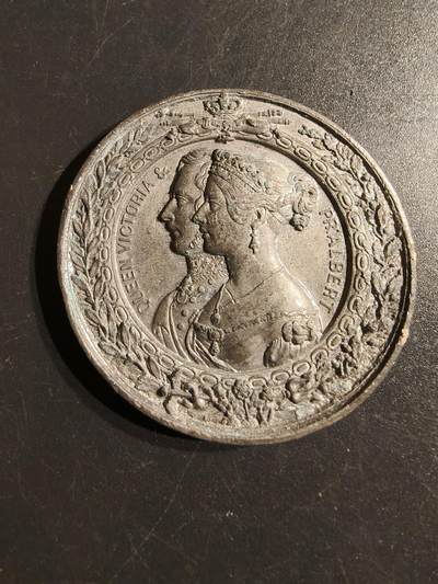 老王徽章第141期 - 英国伦敦1851国际博览会纪念章    直径51mm   重量38.9g
