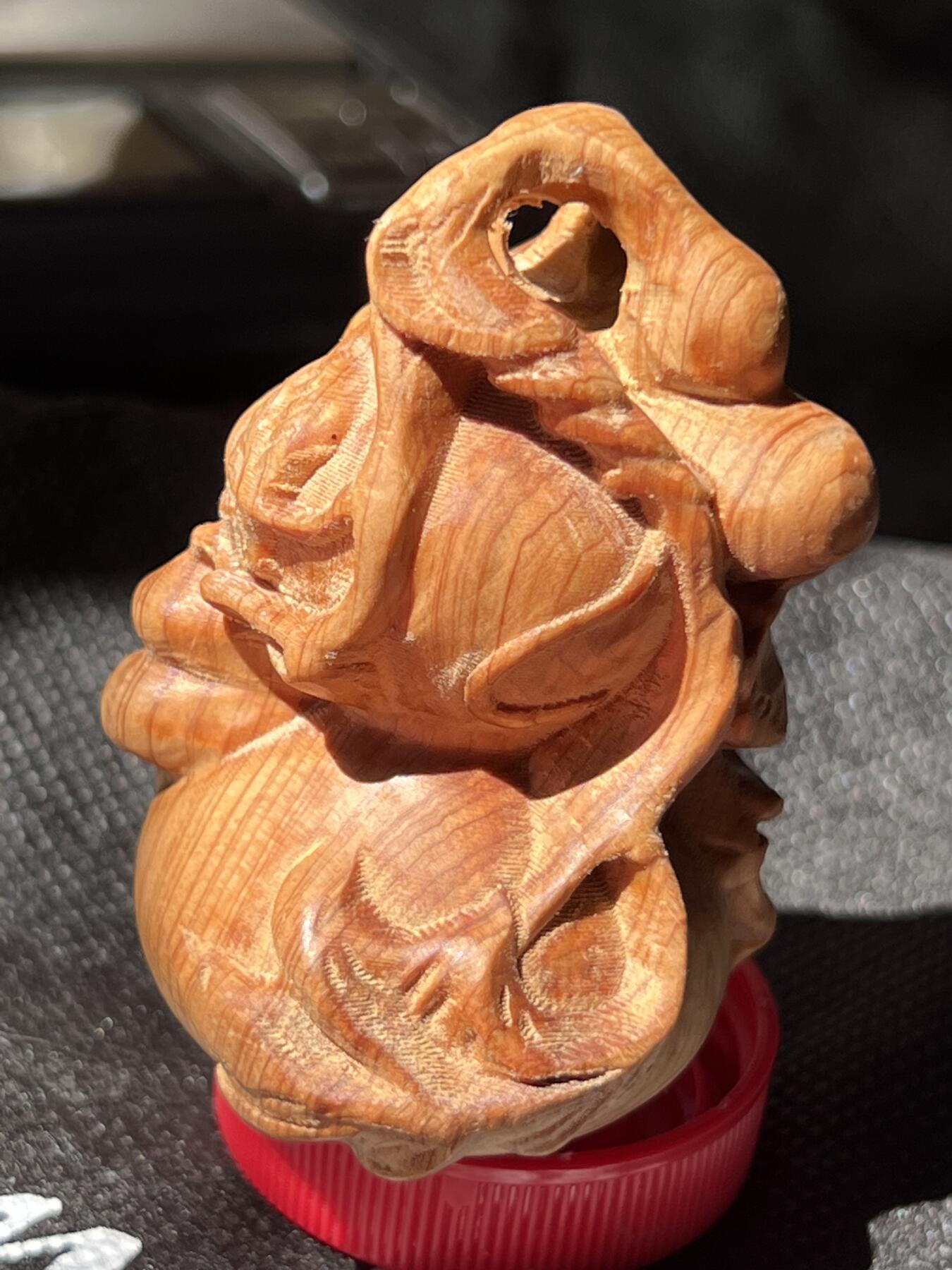 零元拍：崖柏手把件（葫芦），十年前的存货了，油性极大。