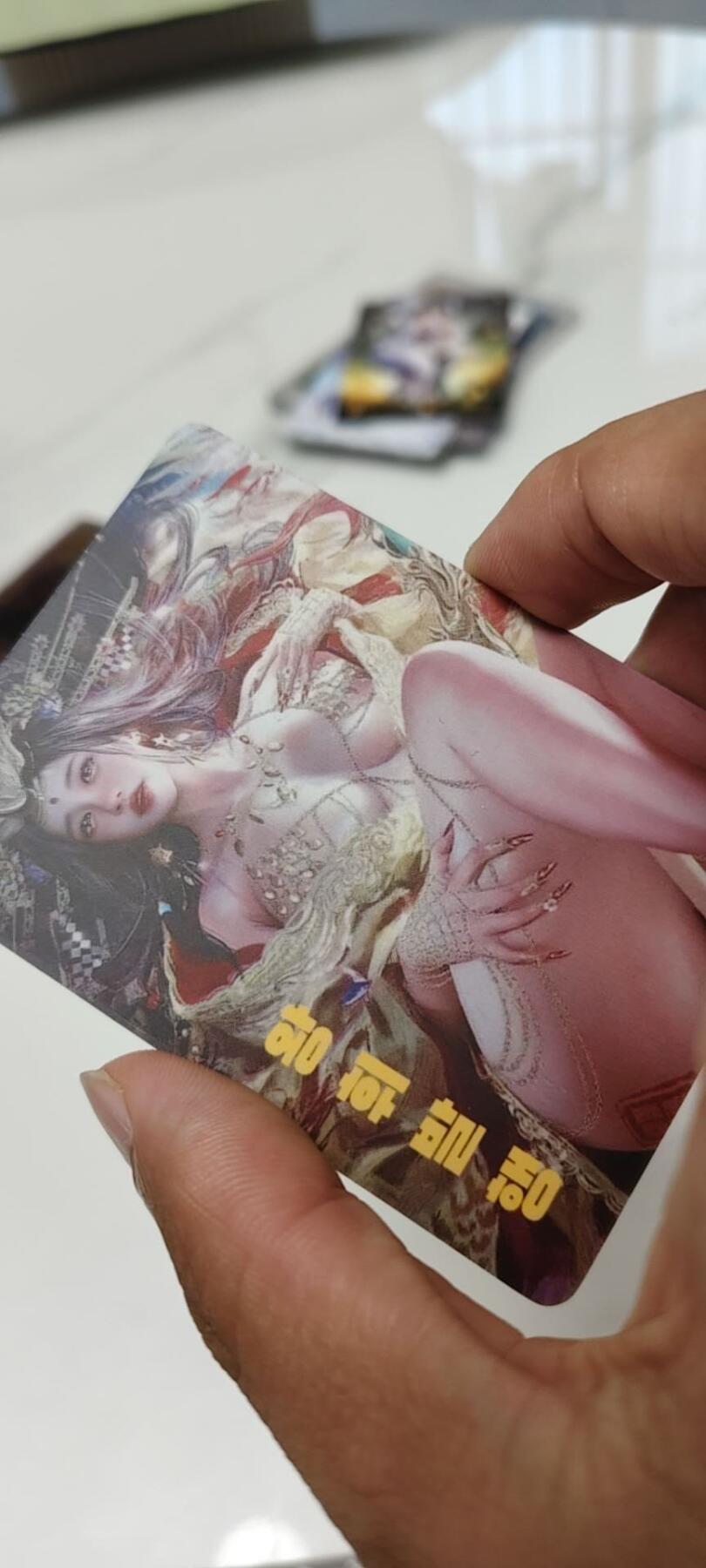 秋原瞳的小店第19期（竹竿击落叶子，红枣掉落下来的砰砰声，那是最美好的记忆之一）