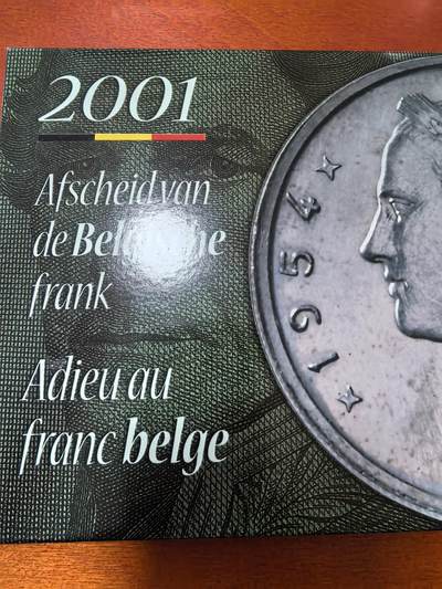 长老汇蛇年精选第三十六场拍卖 2001比利时10枚套币+1枚圆形铜章，卡装，克书40美金