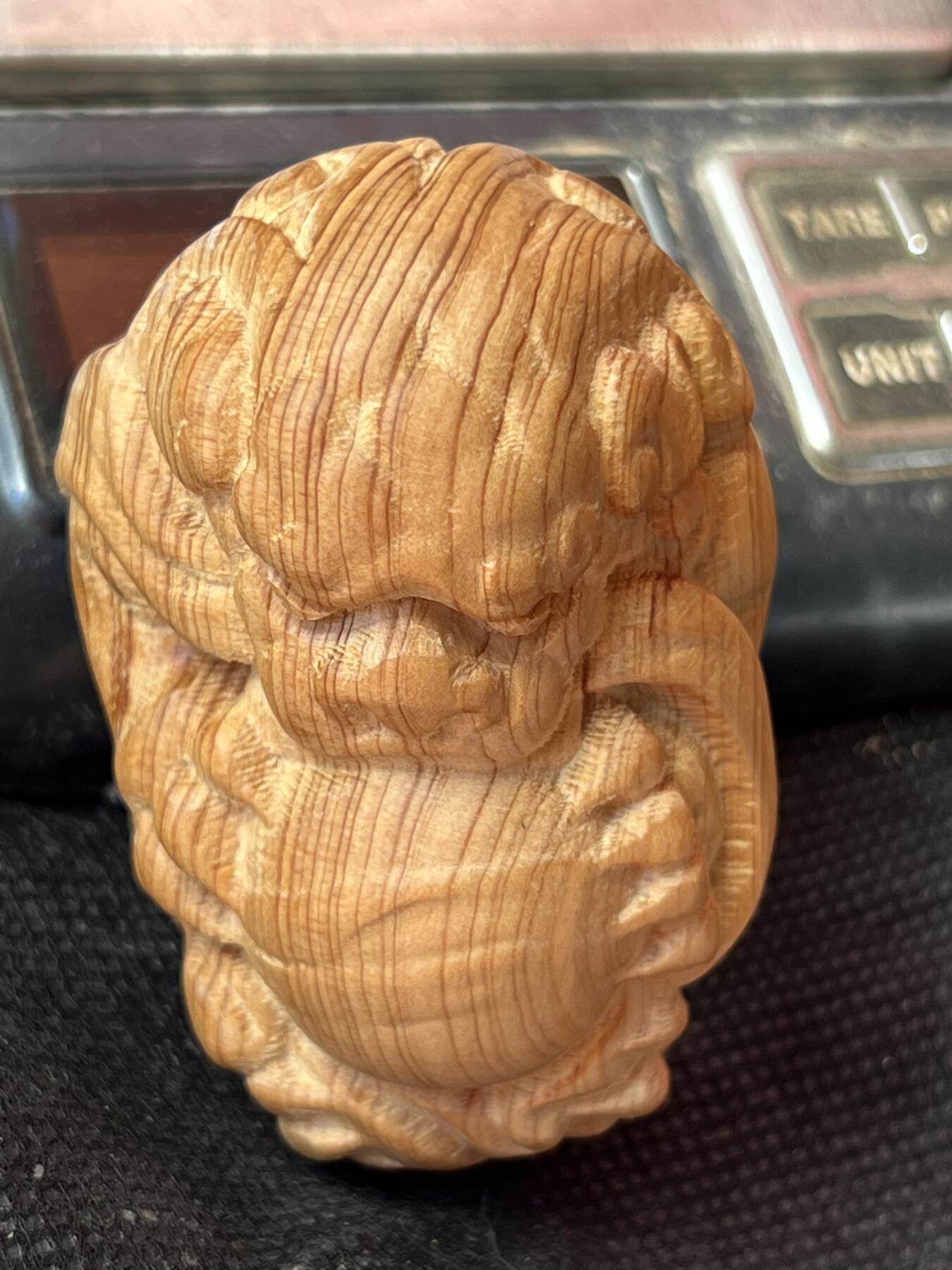 零元拍：崖柏手把件（貔貅），十年前的存货了，油性极大