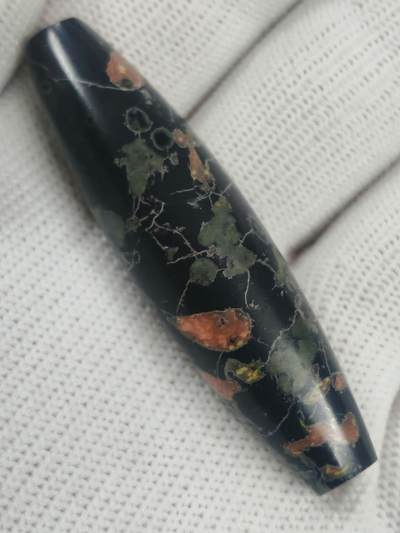 梅花玉天珠(36011)尺寸55.5*14mm重量16.8g安山岩玉强磁梅花玉 - 梅花玉天珠(36011)尺寸55.5*14mm重量16.8g安山岩玉强磁梅花玉