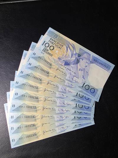 叁拾收藏第30期 - 葡萄牙1988年100埃斯库多10张连号（作家费尔南多佩索阿） UNC