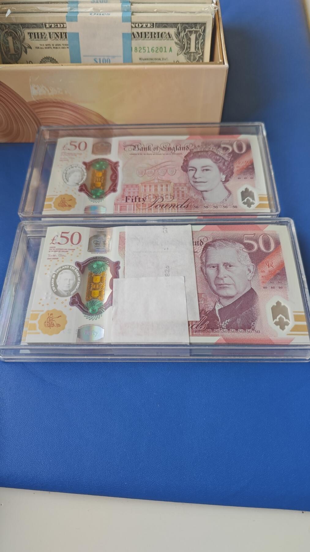 查尔斯50英镑
