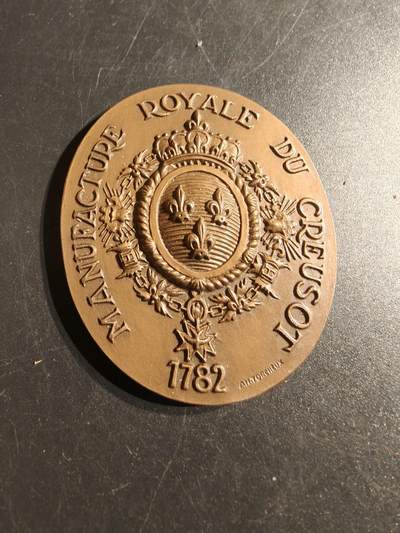 老王徽章第141期 - 法国科乐索皇家工厂椭圆形大铜章    尺寸64×54mm    重量98.6g